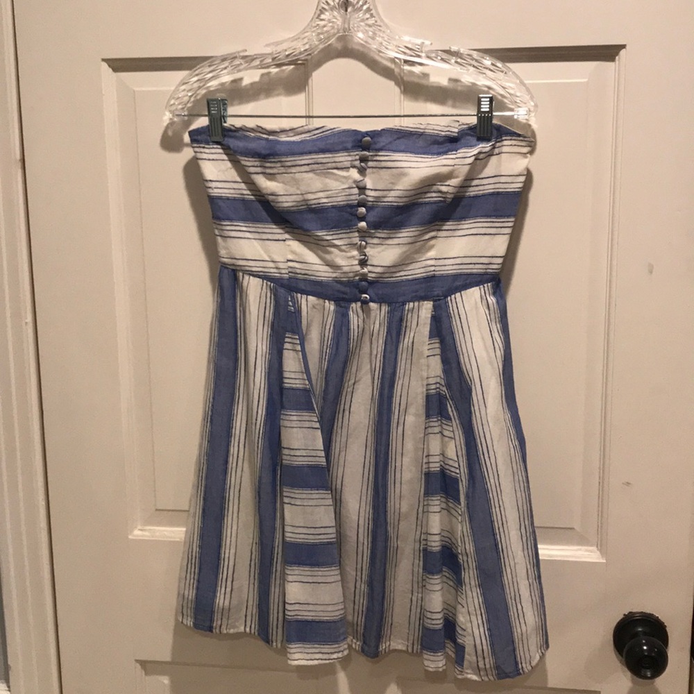 Strapless striped dress